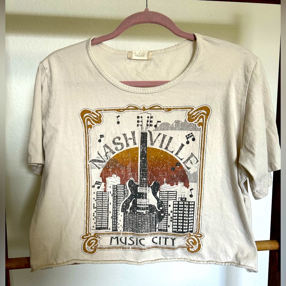 SOLD Altar’d State Nashville Music City Off White Crop Top Tee - Picture 1 of 4